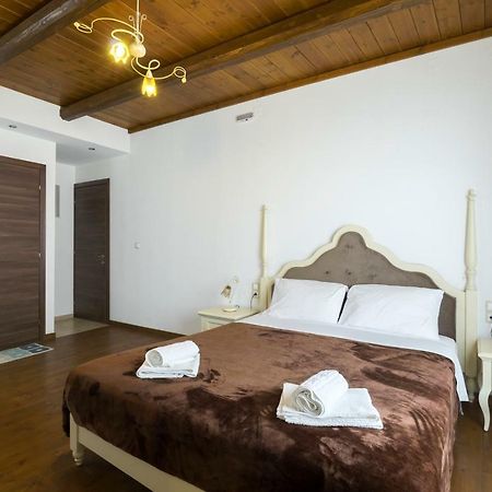 Zaros Hotel Kültér fotó